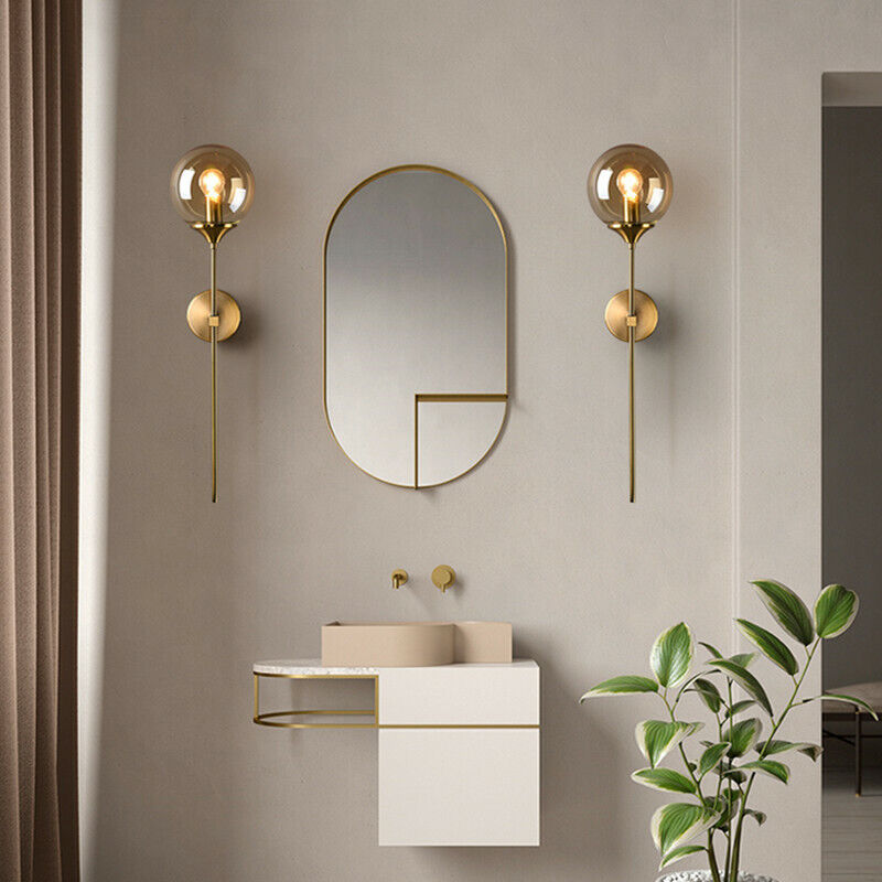 Moderne Wandlamp met Glazen Kap – Chroom of Gouden Afwerking – Scandinavische Stijl