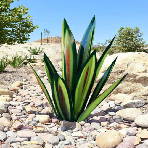 Metalen Agave Tuindecoratie met Grondpin Weerbestendig Tuinornament voor Terras Tuin en Entree Robuuste Buitendecoratie Diverse Kleuren en Maten