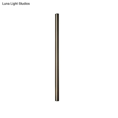Moderne Lineaire LED Wandlamp Zwart – Strakke Muuraansluiting voor Hal & Gang