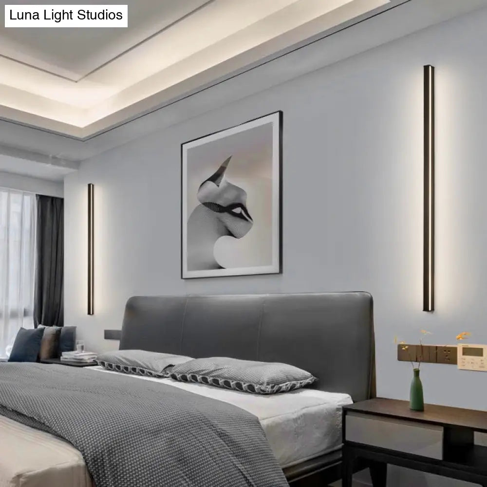 Moderne Lineaire LED Wandlamp Zwart – Strakke Muuraansluiting voor Hal & Gang