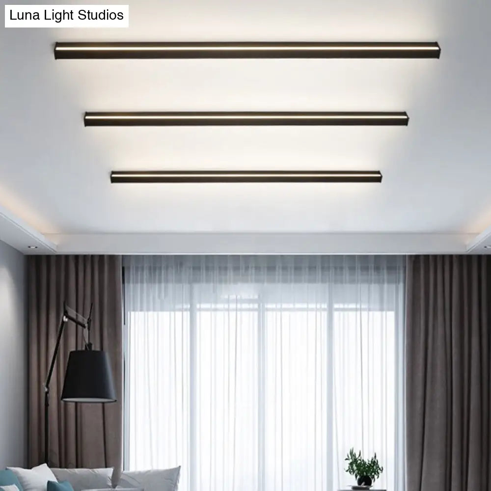 Moderne Lineaire LED Wandlamp Zwart – Strakke Muuraansluiting voor Hal & Gang