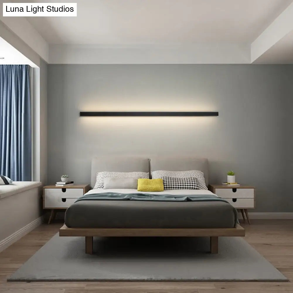 Moderne Lineaire LED Wandlamp Zwart – Strakke Muuraansluiting voor Hal & Gang