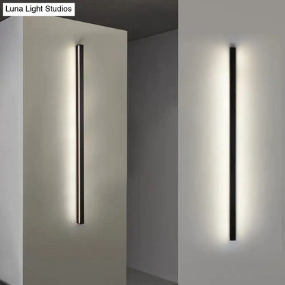 Moderne Lineaire LED Wandlamp Zwart – Strakke Muuraansluiting voor Hal & Gang