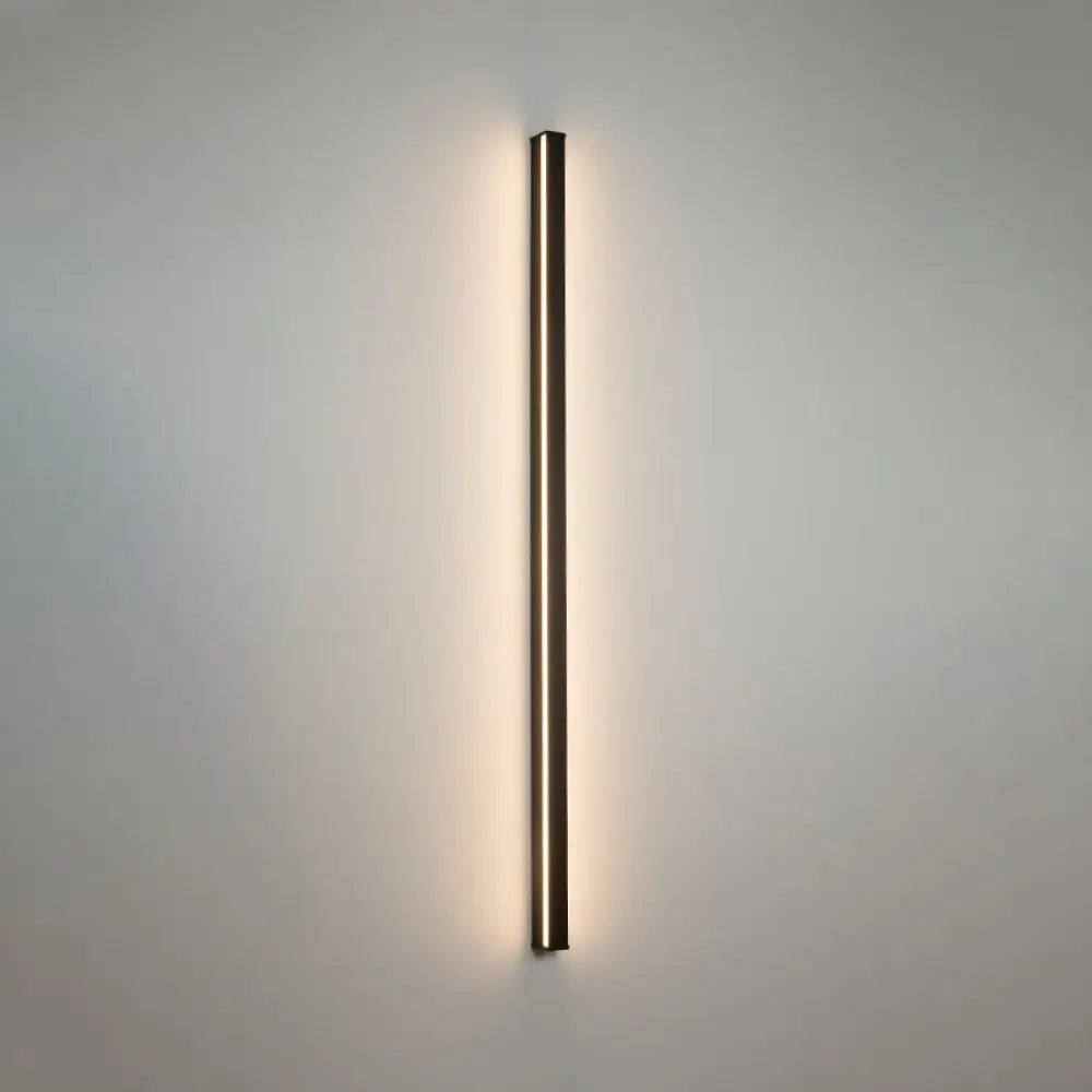 Moderne Lineaire LED Wandlamp Zwart – Strakke Muuraansluiting voor Hal & Gang