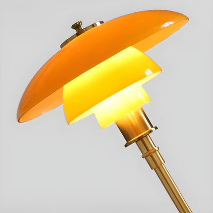 Vintage Tafellamp met Meerlagige Glazen Kap in Amber en Gouden Voet – Moderne Design Bedlamp