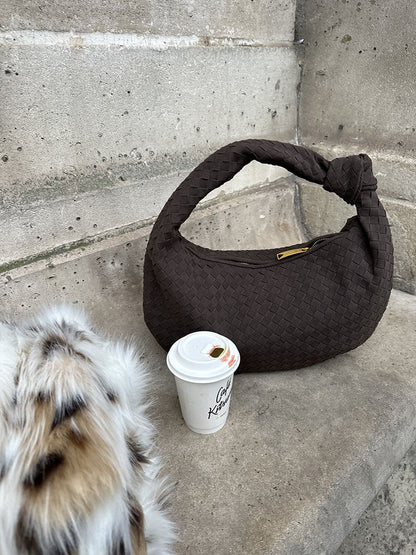 Gevlochten Zwart Hobo Tas met Knoop Detail Stijlvol