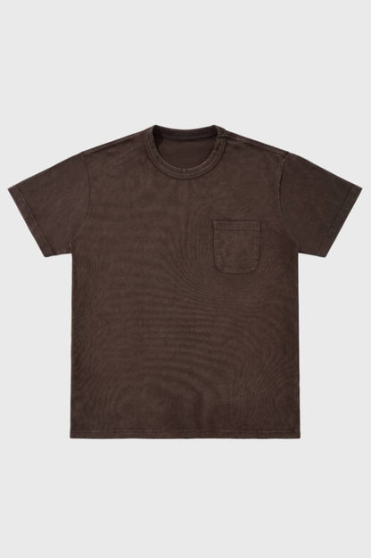 T-Shirt Heren - Vintage Washed met Borstzak | Relaxed Casual — Donkerbruin