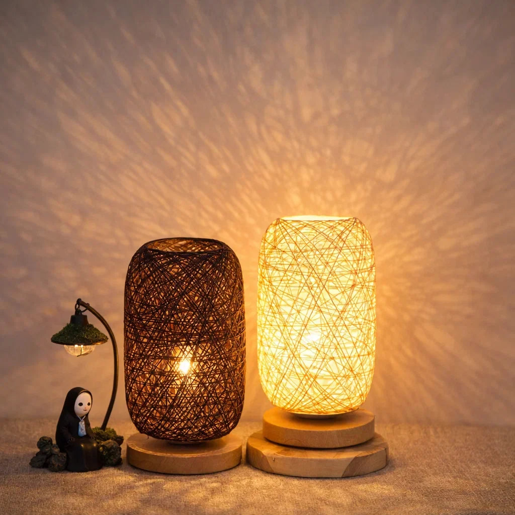 Scandinavische Tafellamp met Natuurlijke Rotan & Houtafwerking Japandi-Stijl