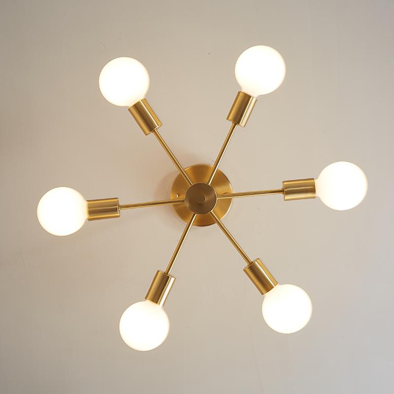 Moderne sputnik kroonluchter met 6 armen in messing – minimalistische design hanglamp zonder glazen kap