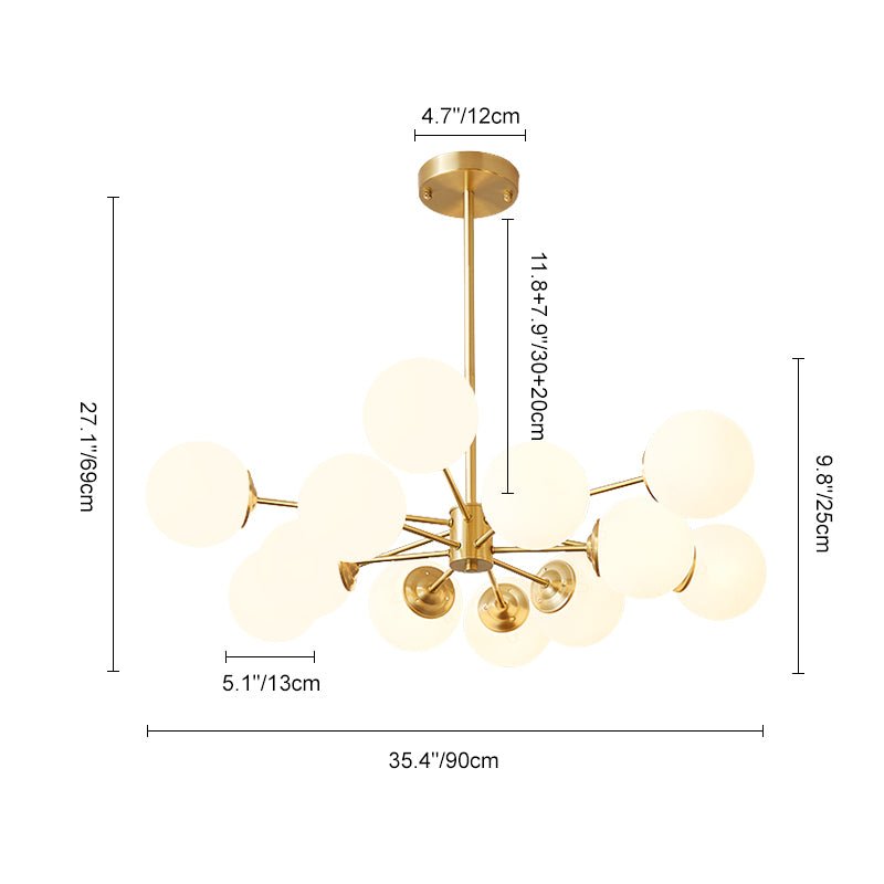 Moderne tweelaagse sputnik kroonluchter met 12 opaal glazen bollen in messing afwerking – mid century design hanglamp 90 cm