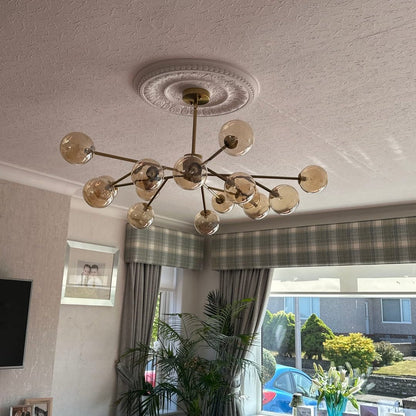 Moderne lineaire sputnik kroonluchter met 15 glazen bollen in zwart of messing – design hanglamp 112 cm