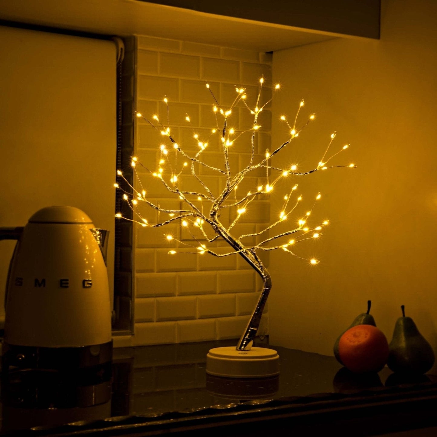 Decoratieve Boomvorm LED Tafellamp met Draadloze Bediening en USB-Voeding – Sfeerverlichting voor Woonkamer en Slaapkamer