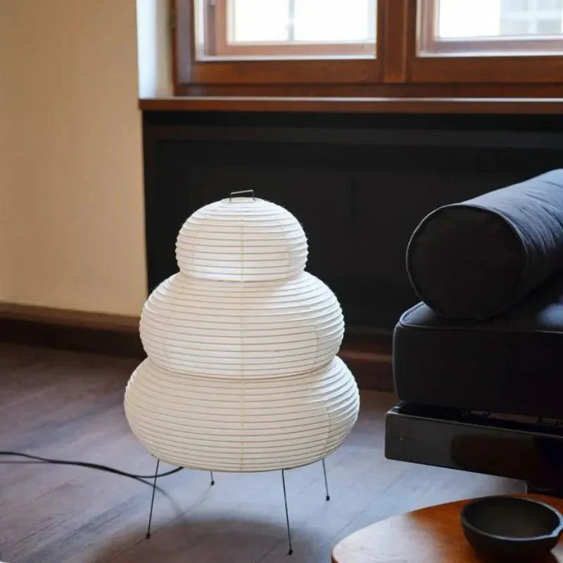 Wabi Sabi Vloerlamp van Rispapier – Kunstnerische Design Lamp met Verstelbaar Statief