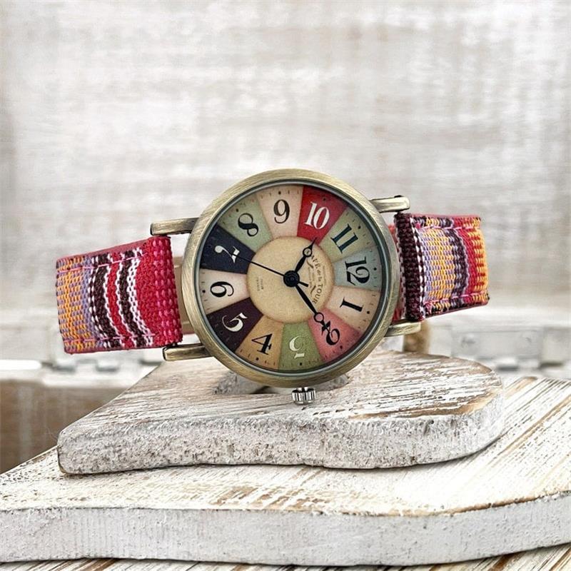 Polshorloge met Gevlochten Band Regenboogpatroon Vintage Brons Verstelbaar Dameshorloge 3.5cm Kwarts