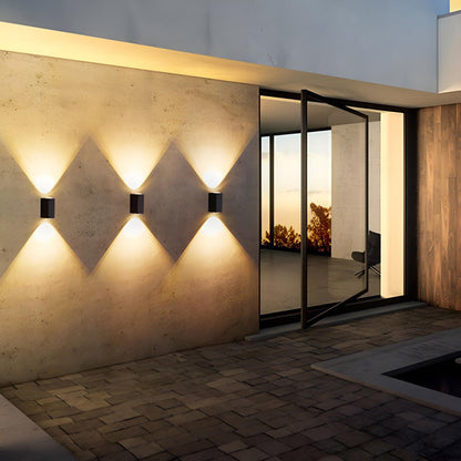 Buitenwandlamp LED Up Down Aluminium Zwart IP65 Gevel Terras Veranda Warmwit 3000K Wandspot Buitenverlichting Modern Sfeerlamp