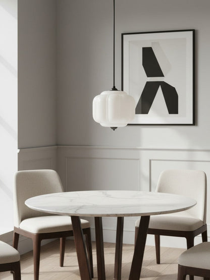 Vintage Kroonluchter met Crèmekleurige Glazen Kappen – Hanglamp in Retro-Stijl voor Eetkamer & Woonkamer