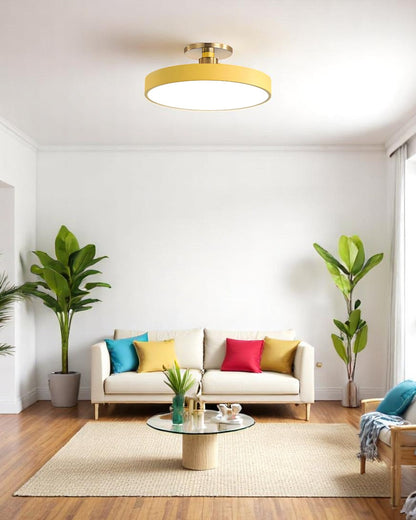 Moderne ronde plafondlamp met goud detail en acryl diffuser – minimalistische semi flush design verlichting voor woonkamer en slaapkamer