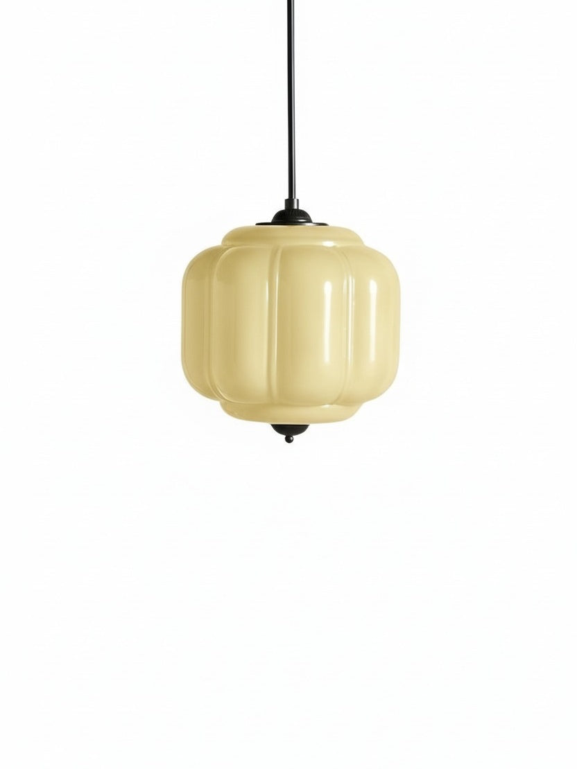 Vintage Kroonluchter met Crèmekleurige Glazen Kappen – Hanglamp in Retro-Stijl voor Eetkamer & Woonkamer