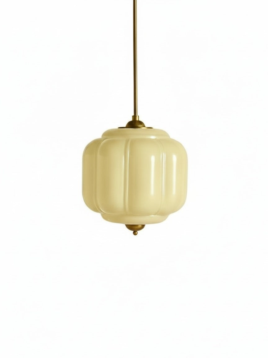 Vintage Kroonluchter met Crèmekleurige Glazen Kappen – Hanglamp in Retro-Stijl voor Eetkamer & Woonkamer