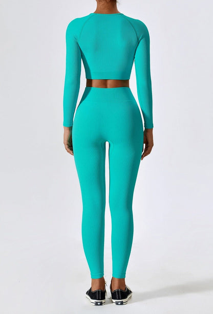 Vrouwelijke Sportset Naadloos Tweedelig Trainingsoutfit → Vrouwelijk Sportoutfit Naadloos Trainingspak Tweedelig