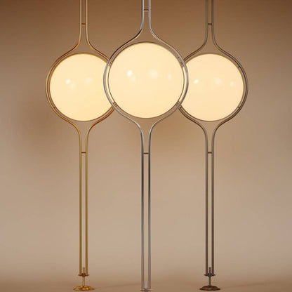 Sculpturale Staande Lamp Met Verticale Lichtkolom En Acryl Bollen